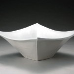 2007 白磁四面大花器　20×49×49