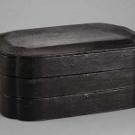2009 黒漆すみ入重箱　15×32×20