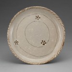 2008 練上梅花紋尺皿　4×33×33