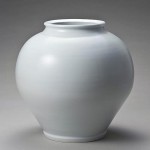 2010 白磁大壺　 37×37×36