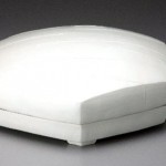 2013 白磁六角筥　12×29.5×31.5