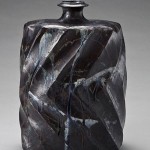 2010 呉須灰釉鎬扁壷　40.5×29×23.5