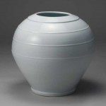 2009 白磁胴紐大壺　40×43×43